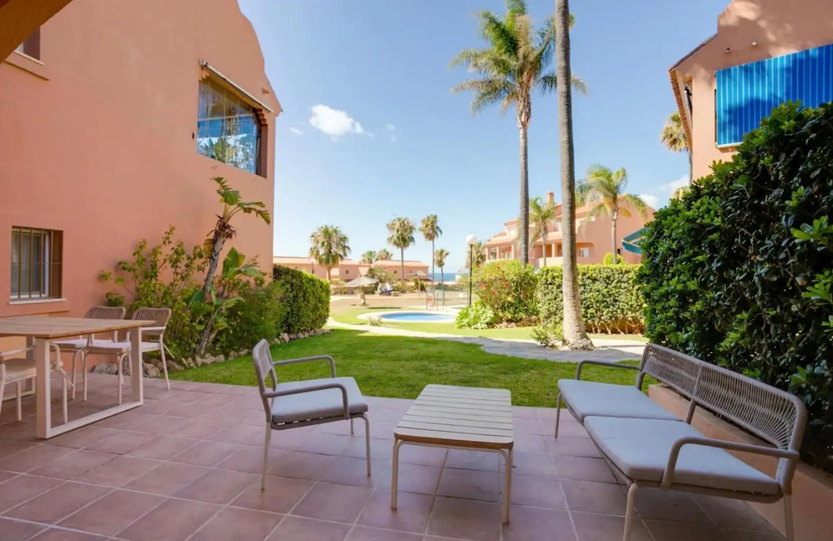Coastal Retreat-Sleeps 8 Sea View Pool & Parking Apartment Estepona Spain
